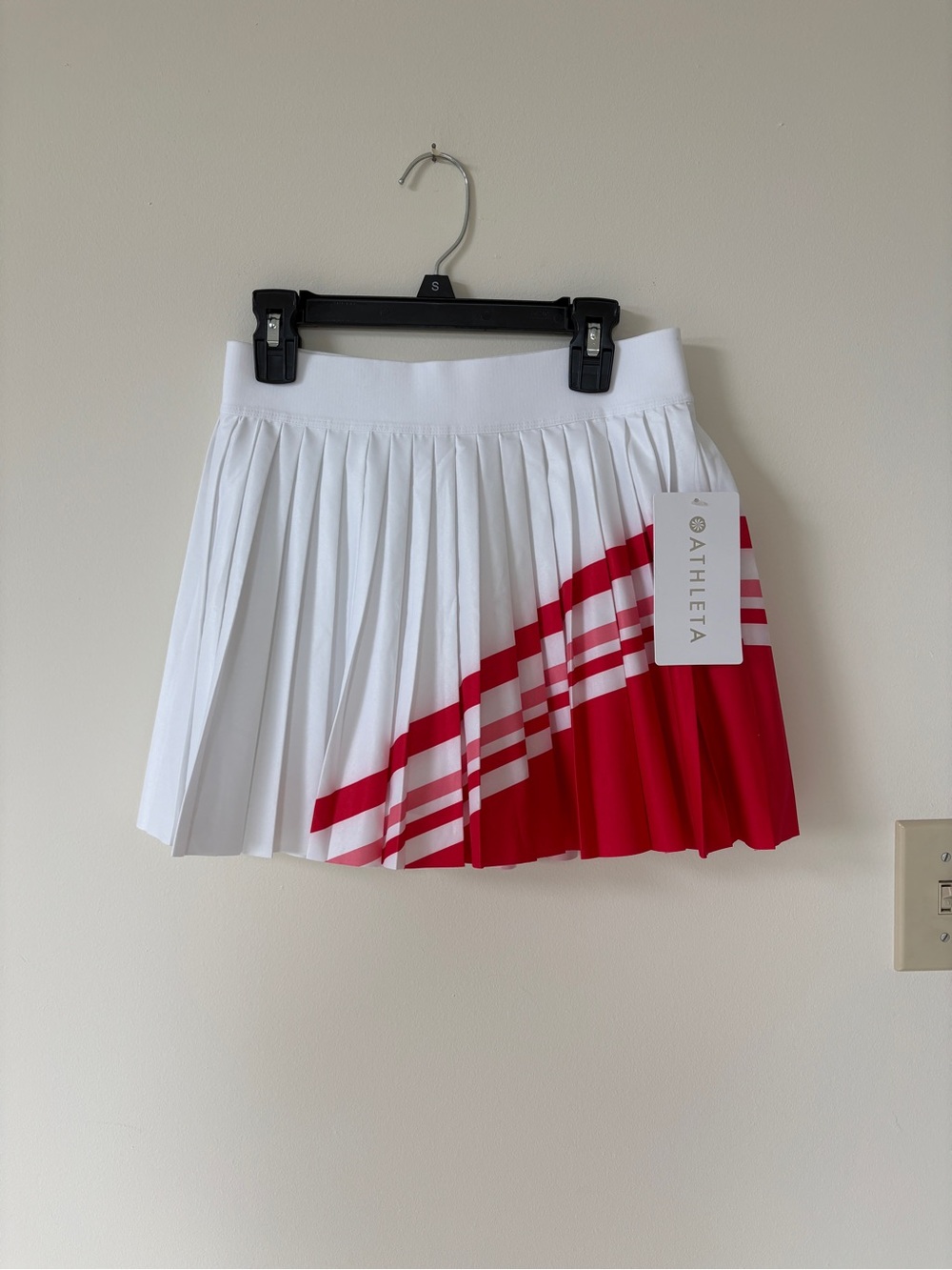 Athleta White and Red Striped Pleated Skirt - Picture 1 of 4